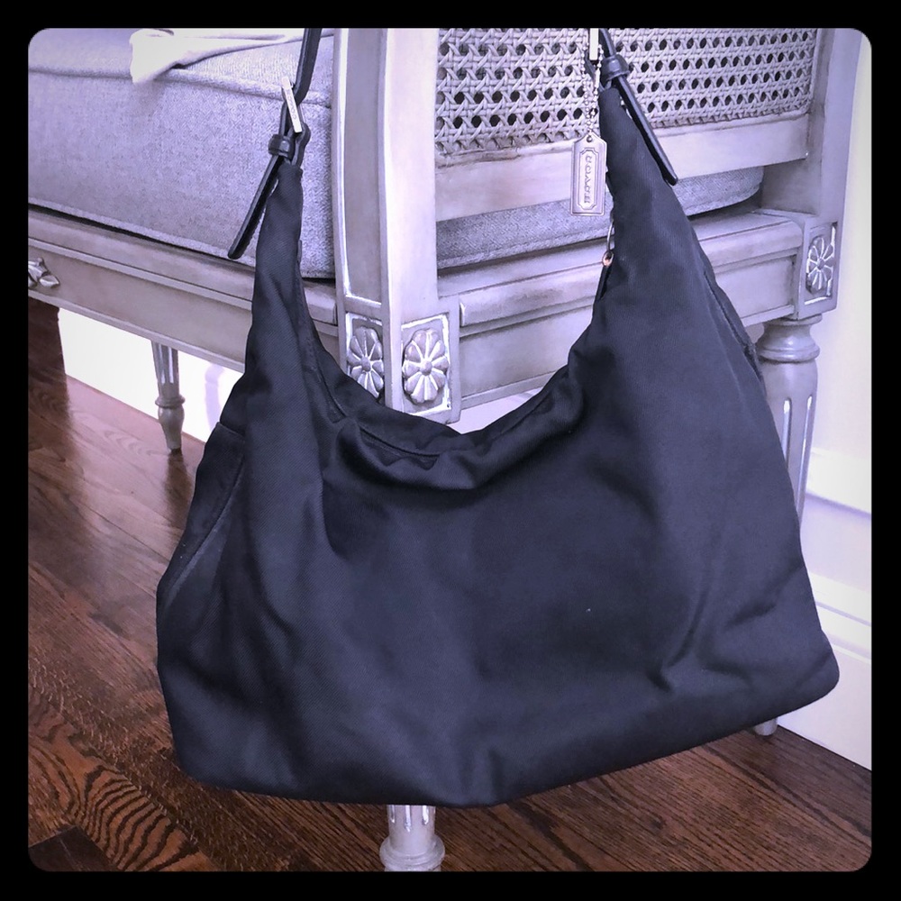 Medium size coach bag